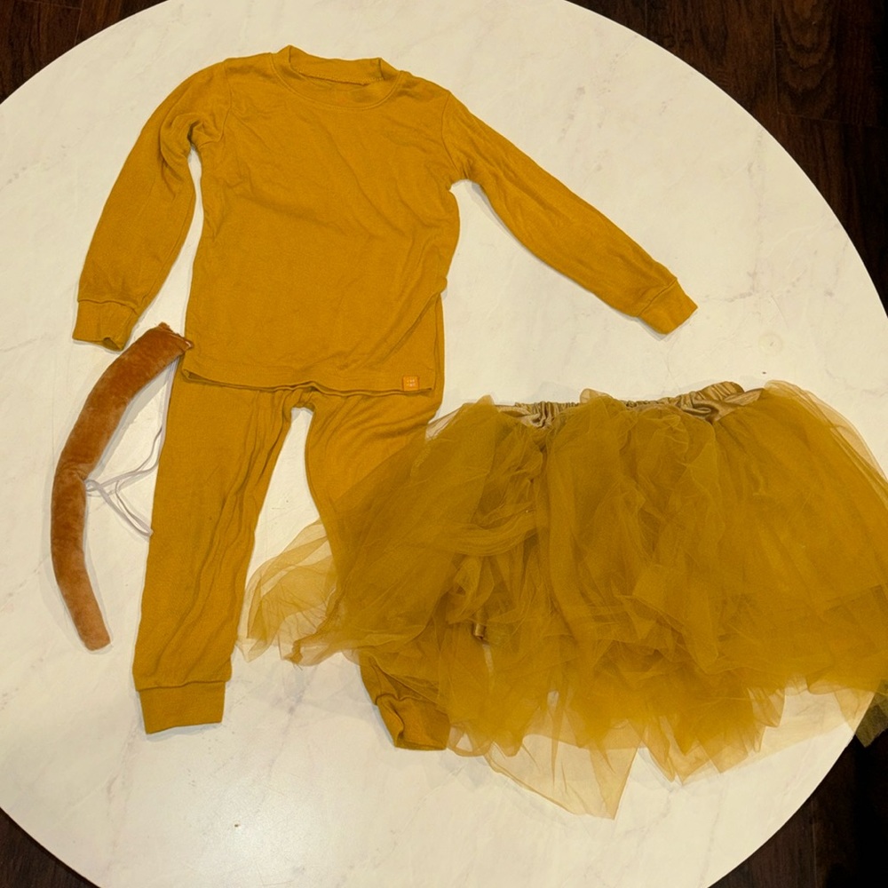 Vivo Costume